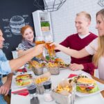 Ona i on + ona i on: Dobra ideja i katastrofa?