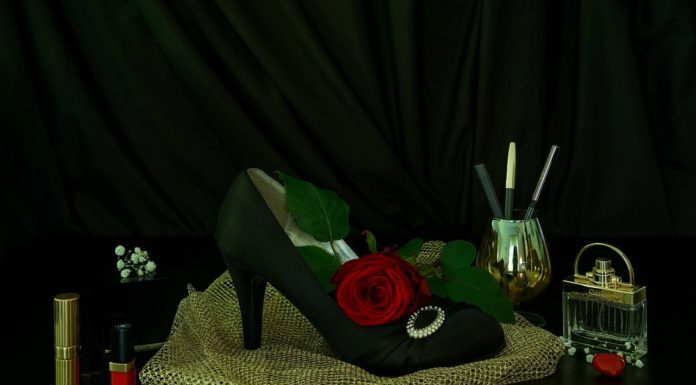 Stručnjak za ponašanje i bonton otkriva: Ovih 10 stvari čine da izgledate kao dama “plave” krvi!