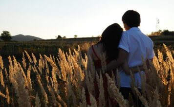 Pričaj mi o ljubavi