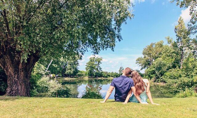 Idila na obali jezera Romansa na ostrvu