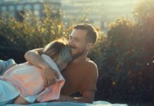 Kiša nežnih poljubaca