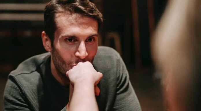 Lice s ožiljkom Lice s ožiljkom - ljubavni vikend romani