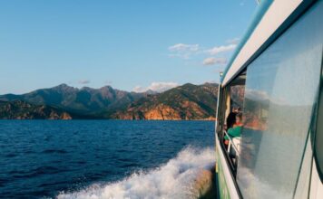 Idilična Korzika Idilična Korzika, ljubavni romani za čitanje odmah