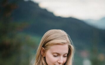 Nepopravljivo romantična Nepopravljivo romantična - ljubavni romani online - ljubici.com