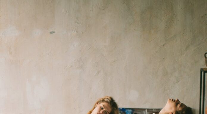 Tri sestre Iva Mili - Tri sestre - kratki ljubić, čitaj odmah