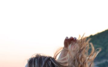 Zajedno do pobede Zajedno do pobede - ljubavni vikend roman za čitanje odmah