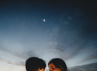 Sjaj stotine sveća 🎁 Sjaj stotine sveća - ljubić