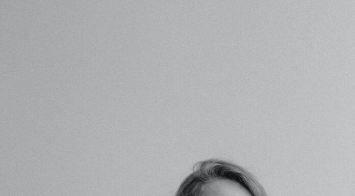 Rastanak s razumom Rastanak s razumom -- ljubić