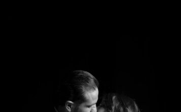 Ljubav jača od života 🎁 beautiful couple kissing