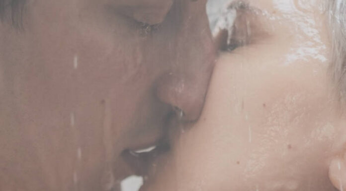 U carstvu čula U carstvu čula - ljubić za besplatno čitanje