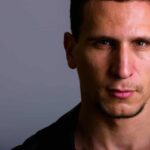 Pametan muškarac bira jednu ženu za cijeli život, a manje pametan glumi budalu izigravajući frajera i na kraju žali