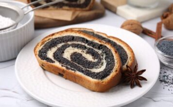 Svi su ludi za njom: Aleksandra Vasković otkrila porodični recept, štrudla sa makom koja osvaja na prvi zalogaj