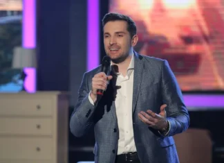Mirza Selimović o početku karijere: Prvi album mu propao, posudio pare za pjesmu Mirza Selimović o početku karijere: Prvi album mu propao, posudio pare za pjesmu