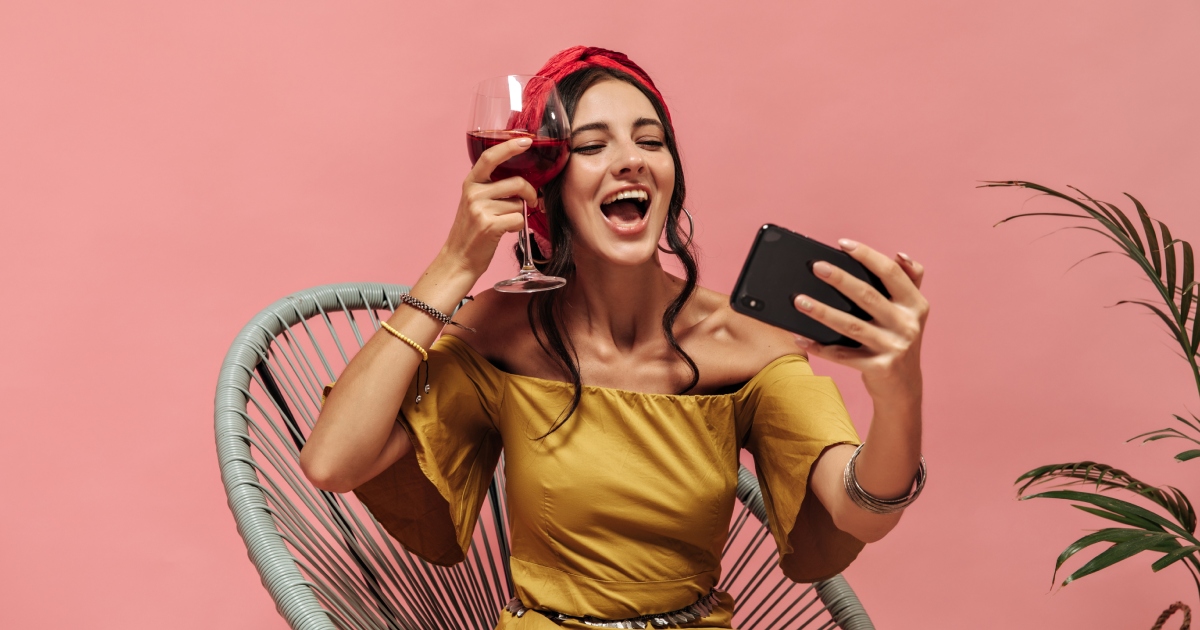 5 fotografija koje NIKADA ne bi trebalo da postavljate na društvene mreže 5 fotografija koje NIKADA ne bi trebalo da postavljate na društvene mreže