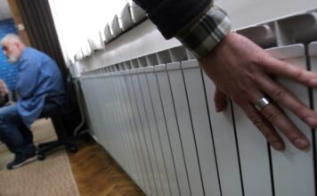 Ako vam radijatori ne griju dobro upotrijebite ovaj trik: Stvarno radi i lako je Ako vam radijatori ne griju dobro upotrijebite ovaj trik: Stvarno radi i lako je