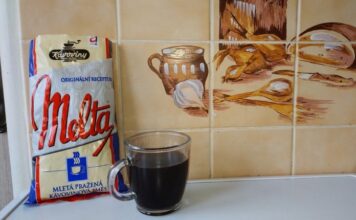 Čudesna biljka koju većina ima u vrtu: Liječi uhobolju, štitnjaču, kožne bolesti Čudesna biljka koju većina ima u vrtu: Liječi uhobolju, štitnjaču, kožne bolesti