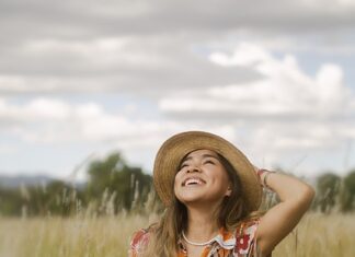 Uslov za sreću woman, field, portrait, outdoors, nature, smiling, happy, portrait, happy, happy, happy, happy, happy