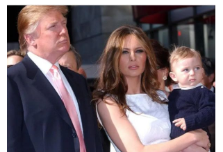 Kad je izašao iz automobila SVI SU ZANEMELI “Da li je moguće da ovako izgleda”SVI BRUJE O SINU MELANIJE I DONALDA TRAMPA Kad je izašao iz automobila SVI SU ZANEMELI “Da li je moguće da ovako izgleda”SVI BRUJE O SINU MELANIJE I DONALDA TRAMPA