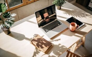 Kako preživjeti povratak na posao nakon prazničnog haosa Kako preživjeti povratak na posao nakon prazničnog haosa