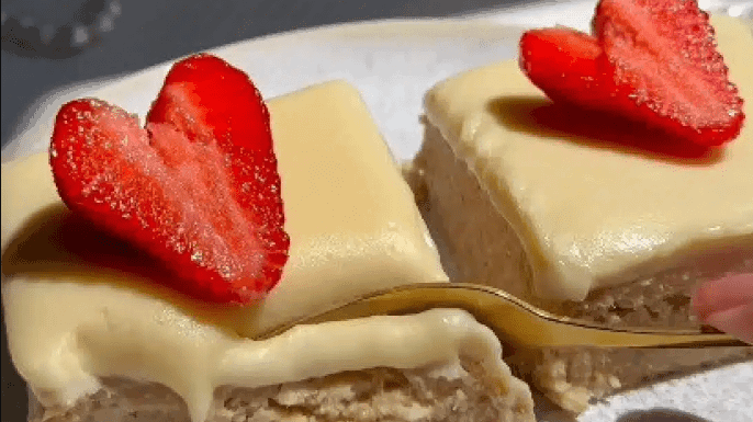 LEDENA ČOKOLADNA TORTA: Najlakši I Najbrži Recept Od Svega 4 Sastojka – Prosto Neodoljiva LEDENA ČOKOLADNA TORTA: Najlakši I Najbrži Recept Od Svega 4 Sastojka – Prosto Neodoljiva