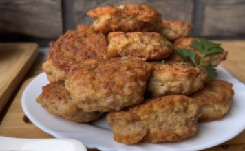 Mamini uštipci od mljevenog mesa – Sočni, ukusni za prste polizati Mamini uštipci od mljevenog mesa - Sočni, ukusni za prste polizati