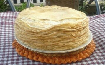 Najbrža KEKS TORTA na svetu: Kremasta poslastica od čokolade i banana gotova za 15 minuta Najbrža KEKS TORTA na svetu: Kremasta poslastica od čokolade i banana gotova za 15 minuta