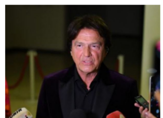 Ostario, sav izboran – Ni Zdravko Čolić nije više što je bio: Fotografija sa plaže ne laže Ostario, sav izboran – Ni Zdravko Čolić nije više što je bio: Fotografija sa plaže ne laže