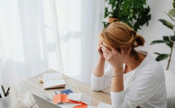 Tiha prijetnja: Ovi simptomi ukazuju da je vaša glavobolja ozbiljniji problem! Tiha prijetnja: Ovi simptomi ukazuju da je vaša glavobolja ozbiljniji problem!