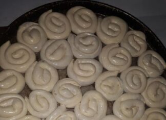 TRIK JEDNE BOSANKE: Evo kako da napravite DOMAĆI BUREK NA KOJEM ĆE VAM SVI ZAVIDJETI TRIK JEDNE BOSANKE: Evo kako da napravite DOMAĆI BUREK NA KOJEM ĆE VAM SVI ZAVIDJETI