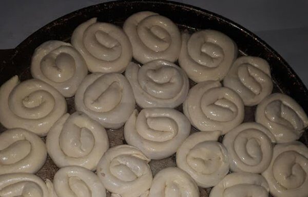 TRIK JEDNE BOSANKE: Evo kako da napravite DOMAĆI BUREK NA KOJEM ĆE VAM SVI ZAVIDJETI TRIK JEDNE BOSANKE: Evo kako da napravite DOMAĆI BUREK NA KOJEM ĆE VAM SVI ZAVIDJETI