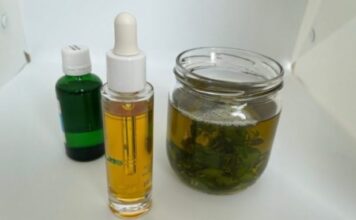 Ulje Koje DJELUJE PROTIV BORA Na Licu I Vratu: Koristm Ga Od Marta I NIKO Ne Želi Da Vjeruje U Moje Godine! Ulje Koje DJELUJE PROTIV BORA Na Licu I Vratu: Koristm Ga Od Marta I NIKO Ne Želi Da Vjeruje U Moje Godine!