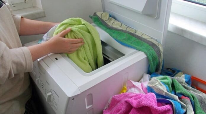 Umjesto omekšivača, dodajte ovaj PRAH u svoj veš: Peškiri su mekani i glatki na dodir, kao novi! Umjesto omekšivača, dodajte ovaj PRAH u svoj veš: Peškiri su mekani i glatki na dodir, kao novi!