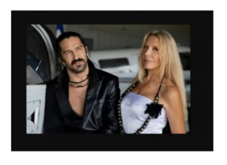 Verica Rakočević stajlingom sve šokirala: Da li ova garderoba priliči ženi od 78 godina (FOTO) Verica Rakočević stajlingom sve šokirala: Da li ova garderoba priliči ženi od 78 godina (FOTO)