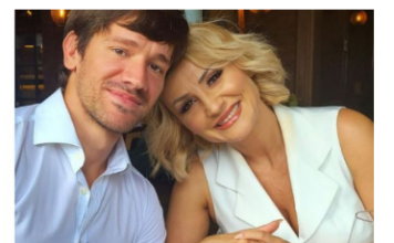 Voljeni moj mužu, ja ti ČESTITAM: Goca Tržan Raši javno saopštila NAJLJEPŠE VIJESTI poslije 7 godina borbe (FOTO) Voljeni moj mužu, ja ti ČESTITAM: Goca Tržan Raši javno saopštila NAJLJEPŠE VIJESTI poslije 7 godina borbe (FOTO)