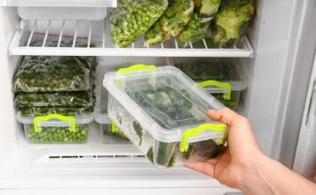 Ako stavite ovo u zamrzivač, prepolovićete račun za struju: Trik koji rešava glavobolju sa velikom potrošnjom Ako stavite ovo u zamrzivač, prepolovićete račun za struju: Trik koji rešava glavobolju sa velikom potrošnjom