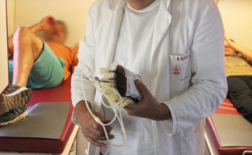 OVI SIMPTOMI UKAZUJU NA ZGRUŠENU KRV U TIJELU: Posle nje slijedi SRČANI I MOŽDANI UDAR ne slutite ukakvoj ste OPASNOSTI OVI SIMPTOMI UKAZUJU NA ZGRUŠENU KRV U TIJELU: Posle nje slijedi SRČANI I MOŽDANI UDAR ne slutite ukakvoj ste OPASNOSTI