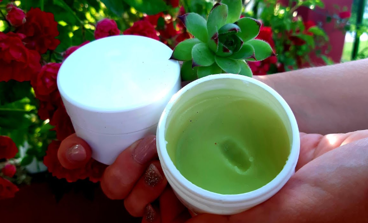 Čirevi, bradavice, upalne akne i pege mogu postati deo prošlosti: Za svega 10minuta pripremite moćnu mast od čuvarkuće