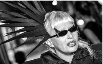 IMALA NEKRETNINE, DOBIJALA NOVAC IZ JAPANA, RUSIJE I NEMAČKE: Slađana ostavila bogatstvo iza sebe, a evo kome će SVE pripasti, godinu dana od njene smrti IMALA NEKRETNINE, DOBIJALA NOVAC IZ JAPANA, RUSIJE I NEMAČKE: Slađana ostavila bogatstvo iza sebe, a evo kome će SVE pripasti, godinu dana od njene smrti