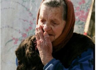 Kad je sin u našu porodicu doveo Vlahinju, počinju da se dešavaju samo loše stvari: A onda sam među košuljama našla… Kad je sin u našu porodicu doveo Vlahinju, počinju da se dešavaju samo loše stvari: A onda sam među košuljama našla…