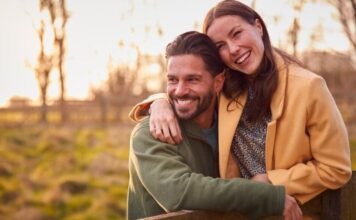 Zbog ljubavi sa Albancem, Smiljanu je otac Ilija precrtao: Kad je video šta je uradio kajao se dok god je vazduh disao Zbog ljubavi sa Albancem, Smiljanu je otac Ilija precrtao: Kad je video šta je uradio kajao se dok god je vazduh disao