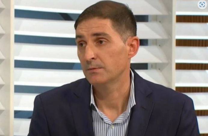 Doktor Čubrilo 0TKRIO značaj detoksikacije: 0va voćka čisti crijeva kao buldožer i ubrzava metabolizam