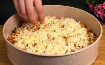 PUNJENE PAPRIKE SA PILEĆIM MESOM: Ručak za prste polizati PUNJENE PAPRIKE SA PILEĆIM MESOM: Ručak za prste polizati