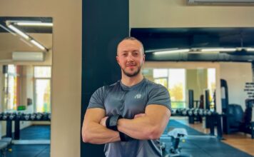 VIDEO Brzi fit s Erminom Hadžalićem: Triceps Floor Dips – u minuti aktivirajte sve mišiće! VIDEO Brzi fit s Erminom Hadžalićem: Triceps Floor Dips – u minuti aktivirajte sve mišiće!