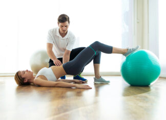 Znojite se zajedno: 5 ideja za kućni trening u paru Znojite se zajedno: 5 ideja za kućni trening u paru