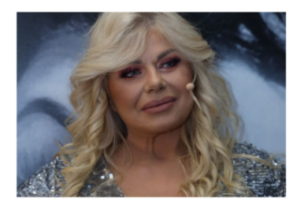 Bila je najveća zvezda devedesetih, a završila je OVAKO: Pogledajte gde živi Zorana Pavić, kuhinja u kojoj sprema hranu sve govori (FOTO) Bila je najveća zvezda devedesetih, a završila je OVAKO: Pogledajte gde živi Zorana Pavić, kuhinja u kojoj sprema hranu sve govori (FOTO)