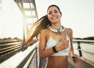 Hodanje vs. trčanje: Stručnjak otkriva šta donosi više koristi Hodanje vs. trčanje: Stručnjak otkriva šta donosi više koristi