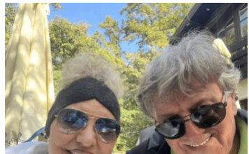 Kuća okružena zidinama i veliko dvorište: Radoš Bajić živi u luks oazi mira, a ljudi ostaju bez daha čim pogledaju njegov dom Kuća okružena zidinama i veliko dvorište: Radoš Bajić živi u luks oazi mira, a ljudi ostaju bez daha čim pogledaju njegov dom