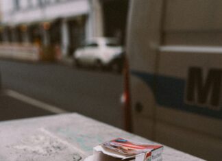 Nakon prestanka pušenja nikotin se u krvi zadržava i do tri sedmice Nakon prestanka pušenja nikotin se u krvi zadržava i do tri sedmice