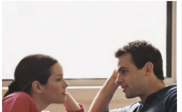 NIJEDNA SUPRUGA OVO NE VIDI: 10 ZNAKOVA DA VAS MUŽ VARA, obratite pažnju na broj 7 NIJEDNA SUPRUGA OVO NE VIDI: 10 ZNAKOVA DA VAS MUŽ VARA, obratite pažnju na broj 7