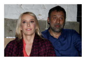 Pa zar se tu drži ikona Vlade Divac u Americi slavi Svetog Nikolu, ćerka objavila slike iz doma – Zinućete kada vidite kuhinju i trpezariju Pa zar se tu drži ikona Vlade Divac u Americi slavi Svetog Nikolu, ćerka objavila slike iz doma – Zinućete kada vidite kuhinju i trpezariju